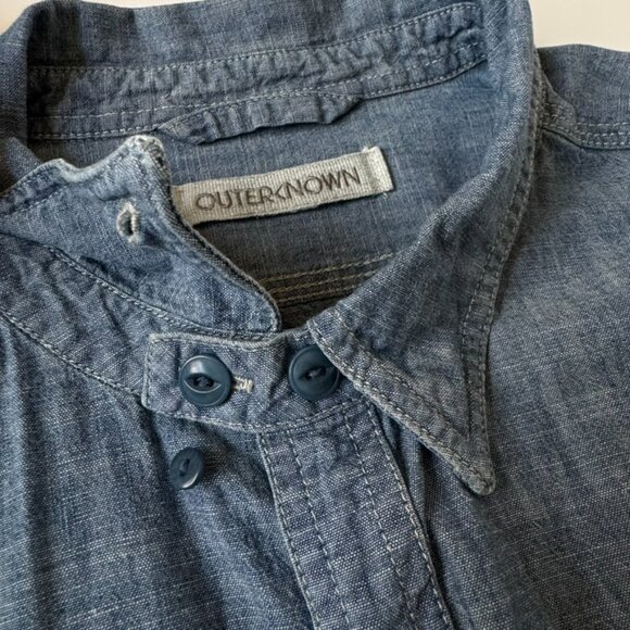 Outerknown Mens M Chambray Utility Shirt Button Front Denim Blue Long Sleeve Top - Picture 3 of 9